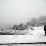 Italia investita da un'ondata di maltempo. La neve arriva in Piemonte, primi fiocchi della stagione su Torino