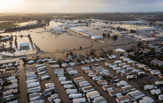 La città di Merced inondata a causa delle tempeste invernali
